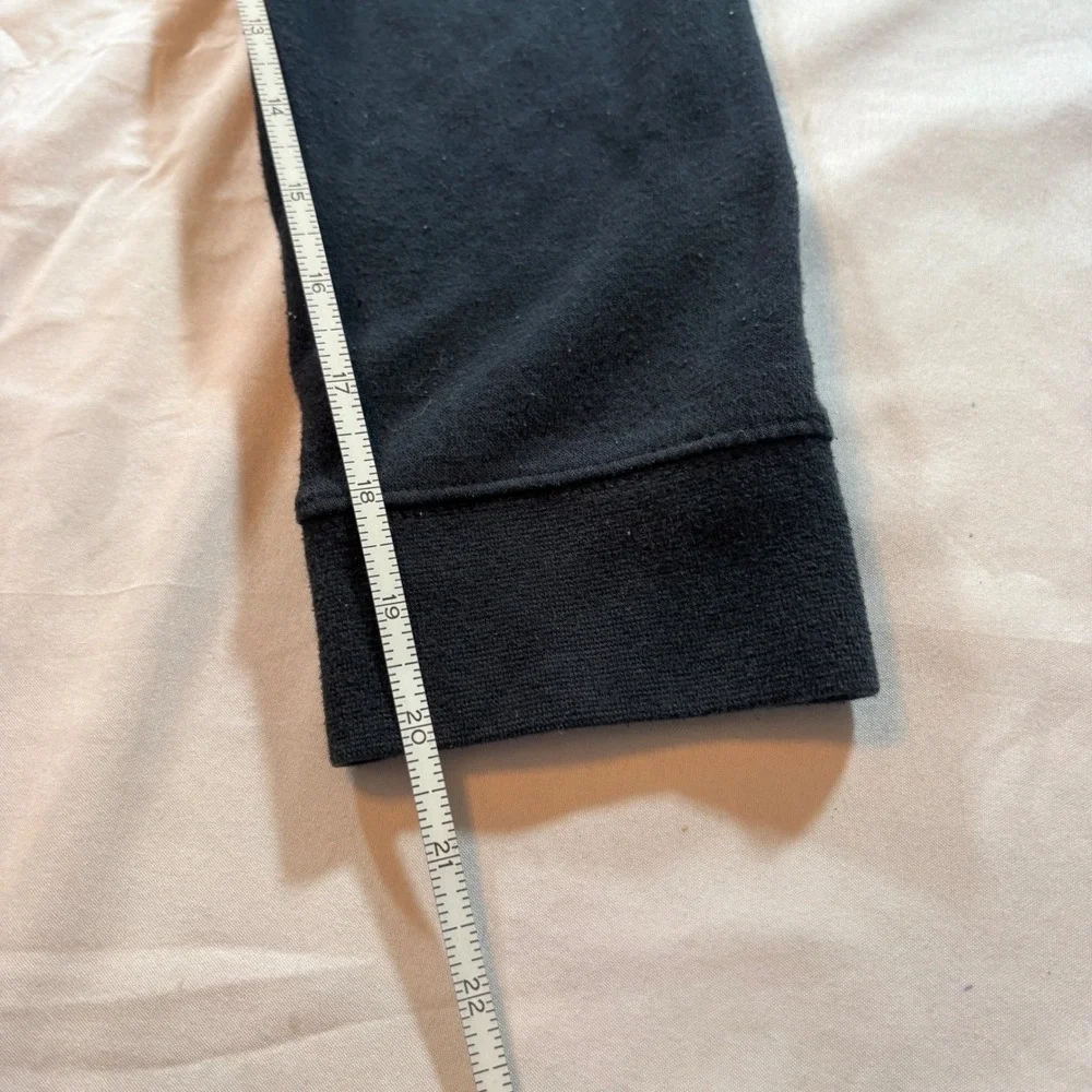 Nike Sweatpants Joggers Boys Youth Small Black Fleece Graphic Logo Activewear
